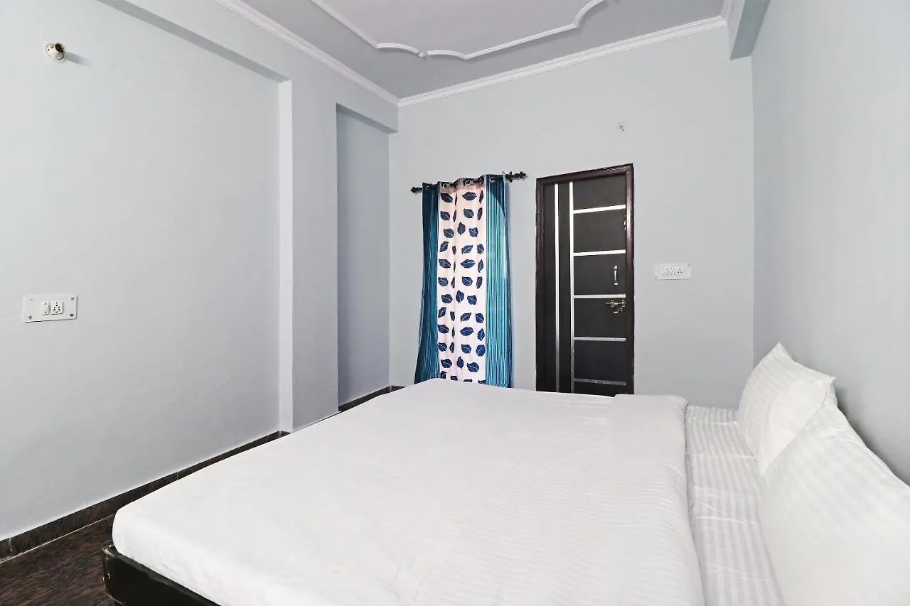 Hotel SPOT ON 47848 Friends Residency Gurgaon Indien