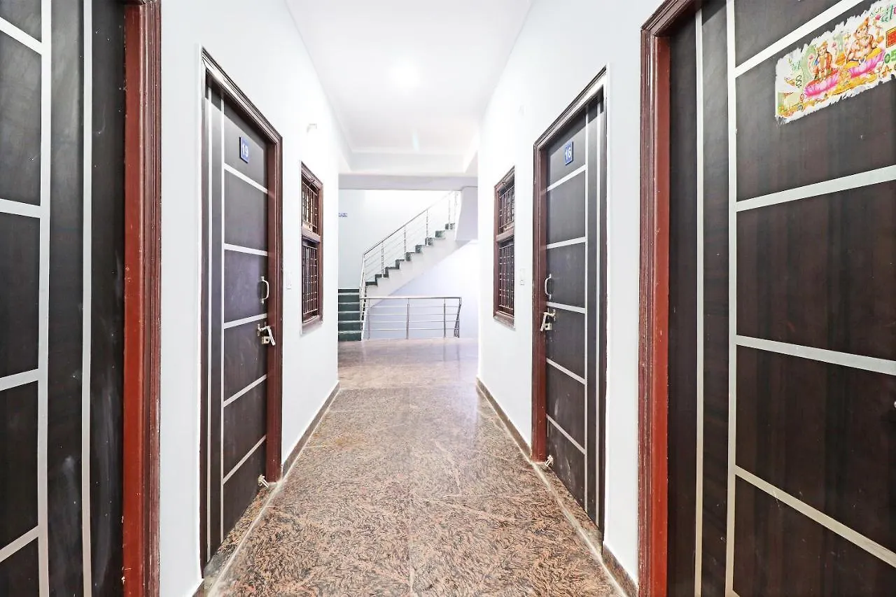 Hotel SPOT ON 47848 Friends Residency Gurgaon Indien